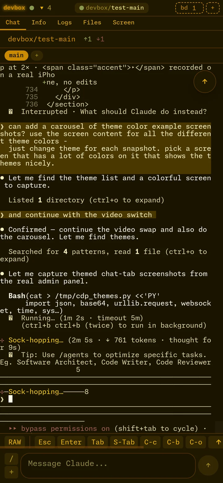 Chat tab with Gold theme